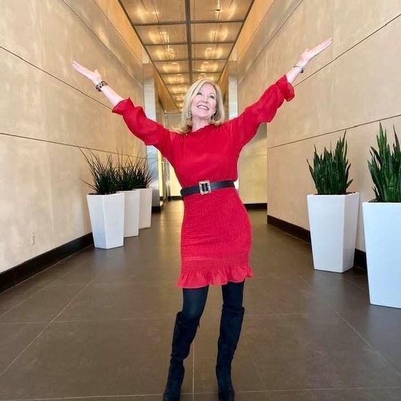 Meet your Posher, Pam - Picture 1 of 1